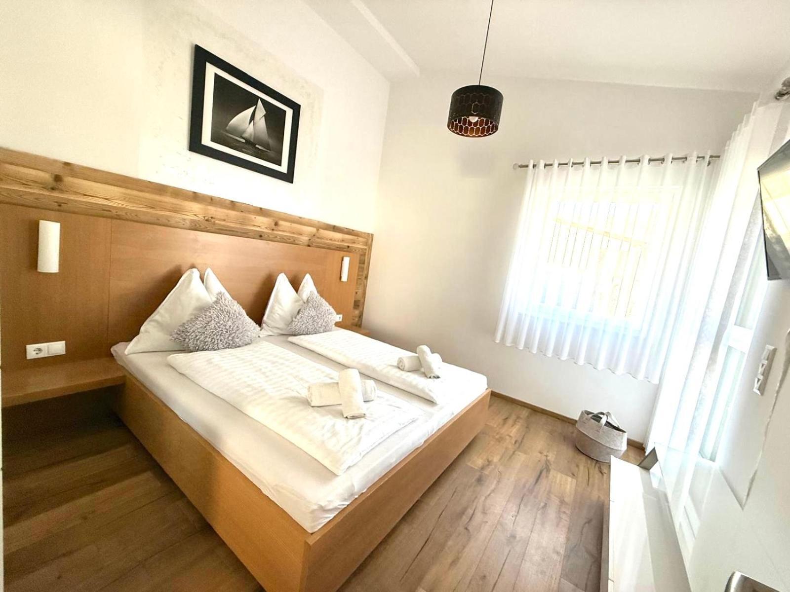 Ena Apartment *