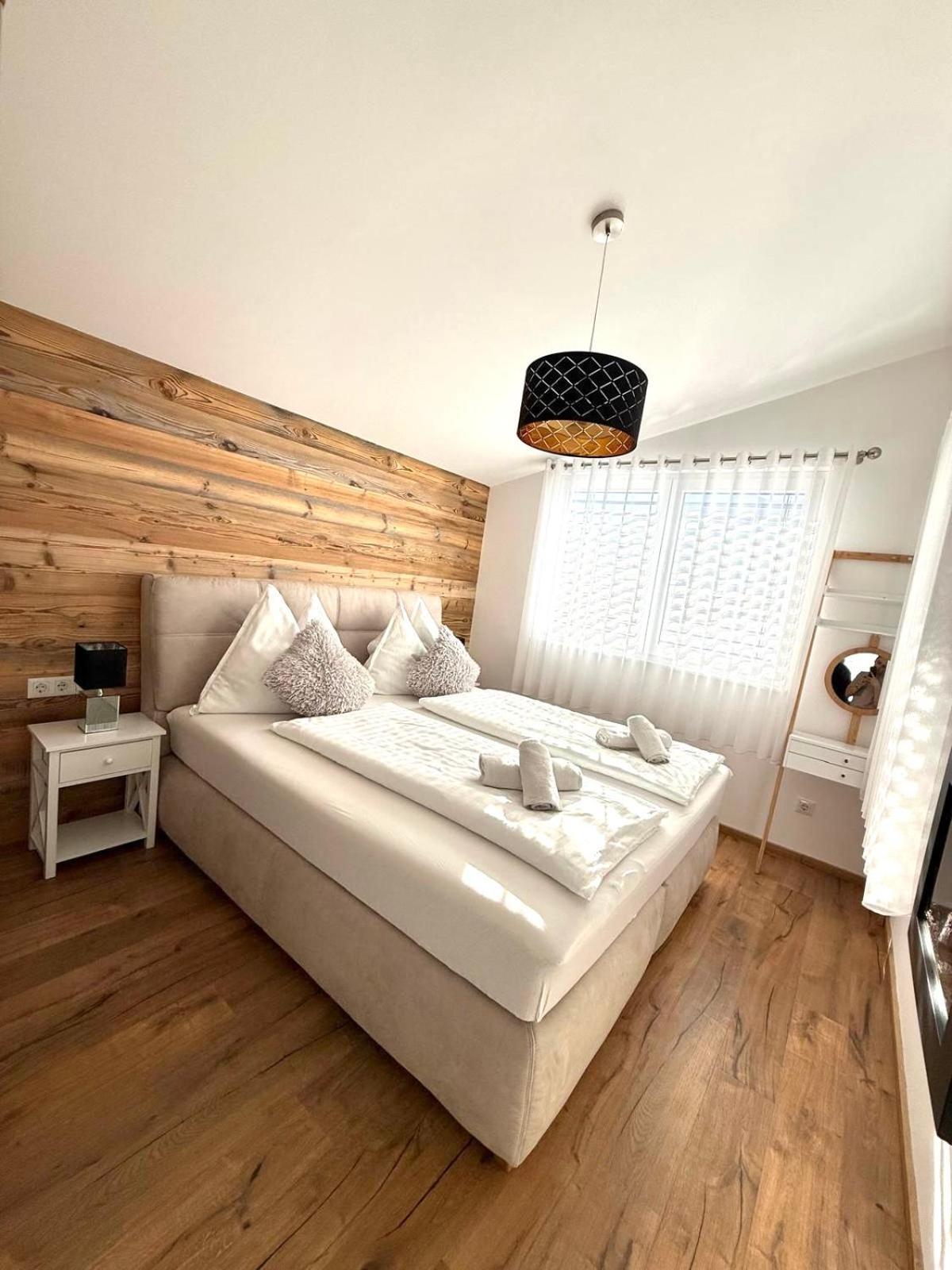 Apartment Ena *