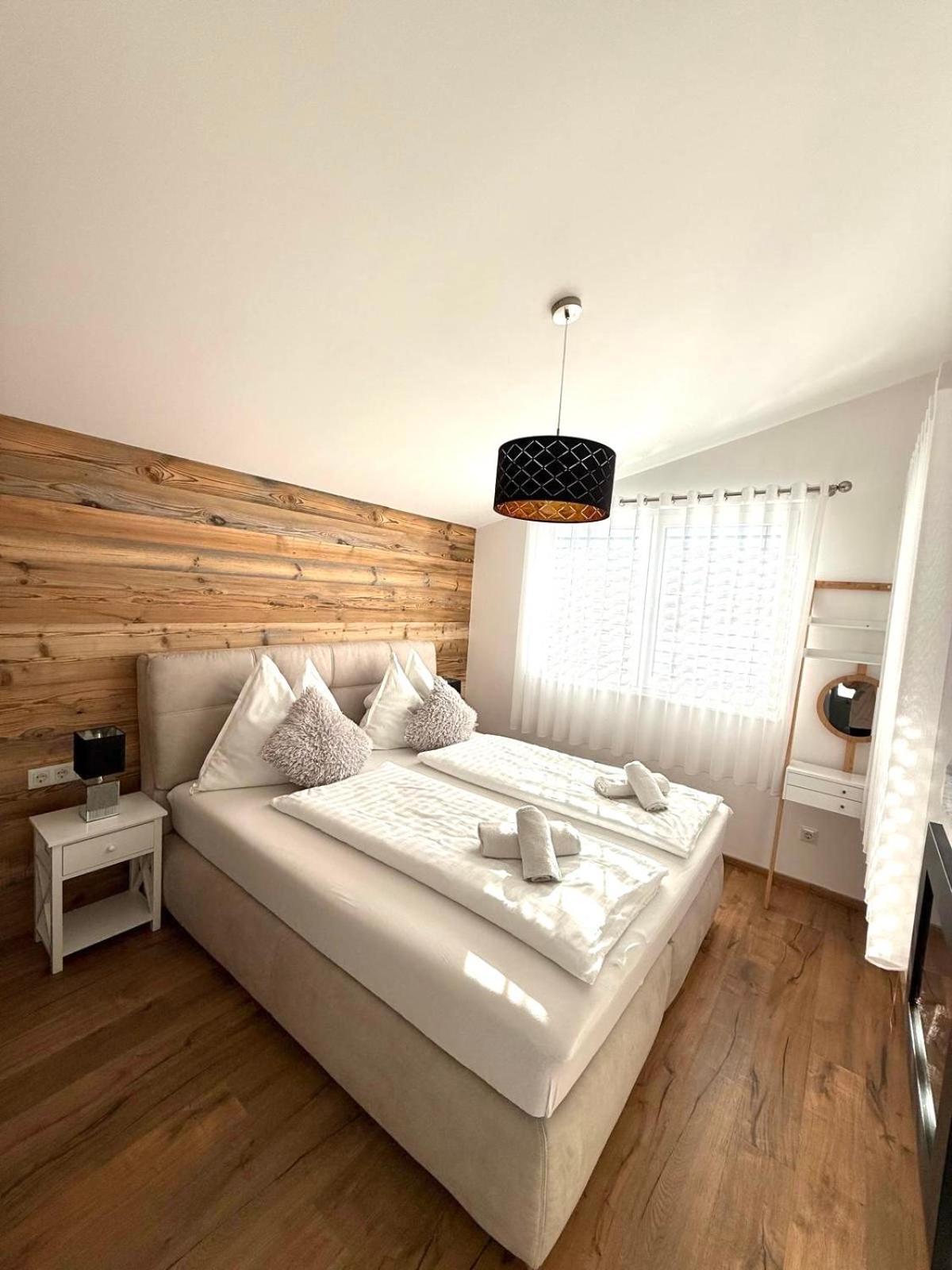 Apartment Ena