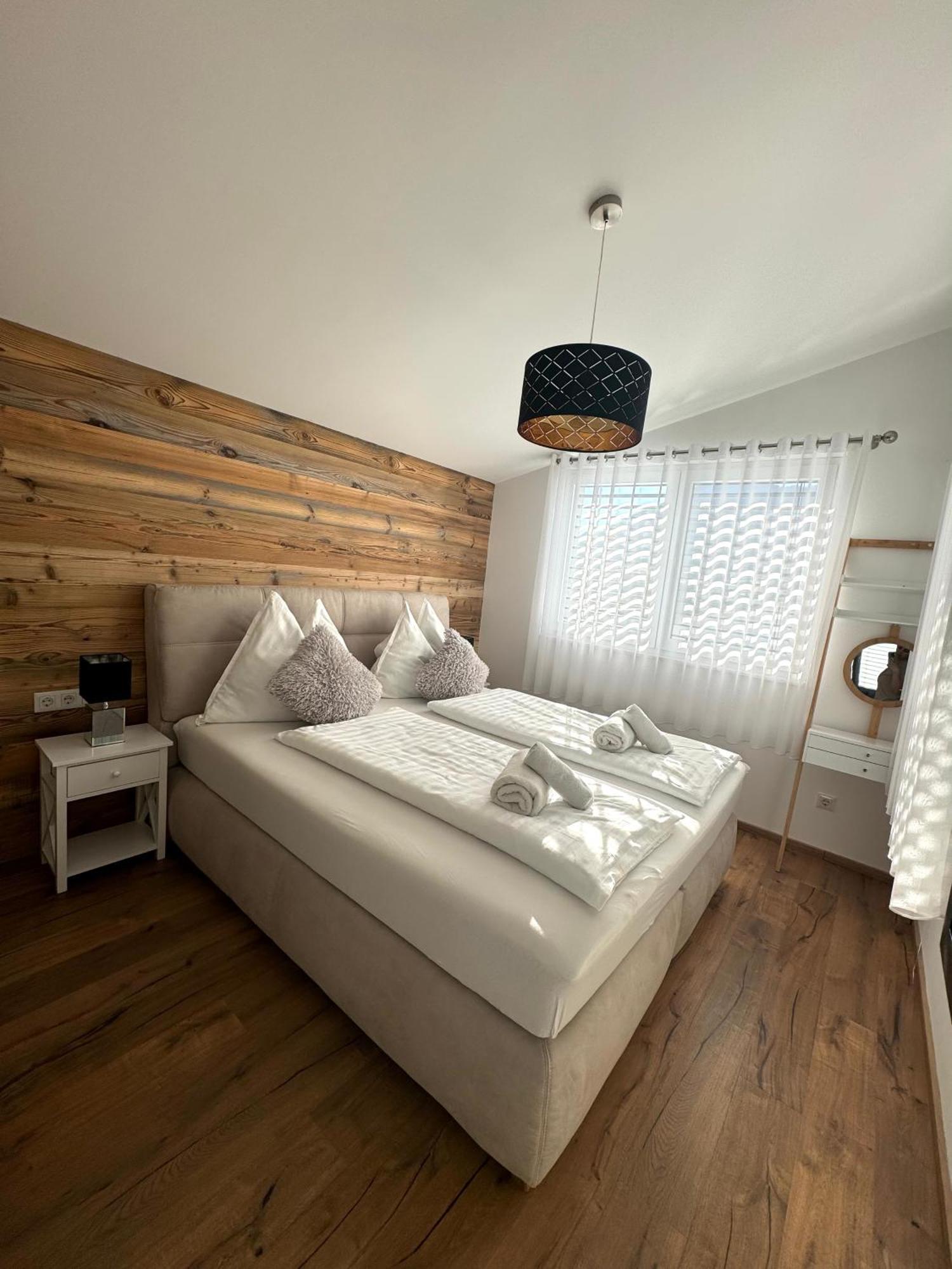 Ena Apartment
